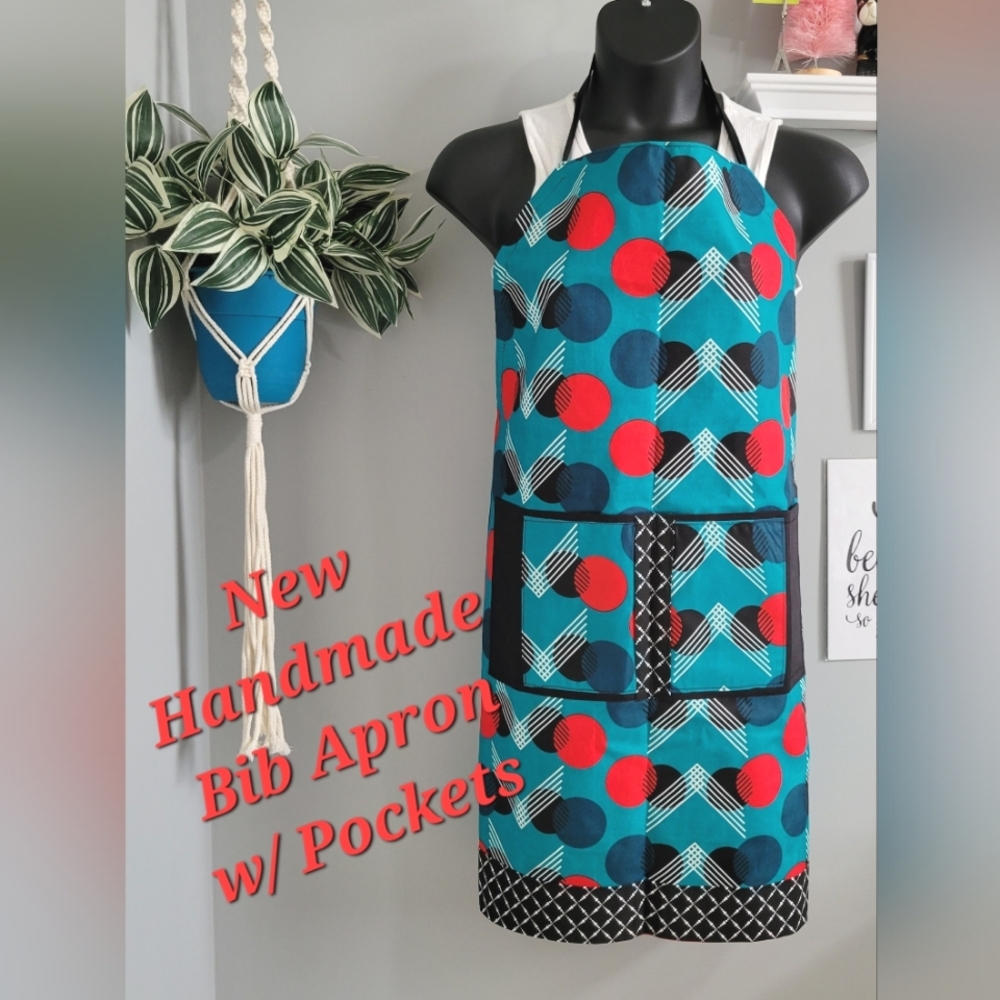 🔥New Handcrafted Holiday Apron with Pockets